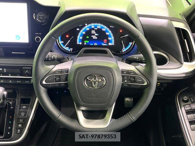 Toyota NOAH HYBRID 2023-10 8100862-11