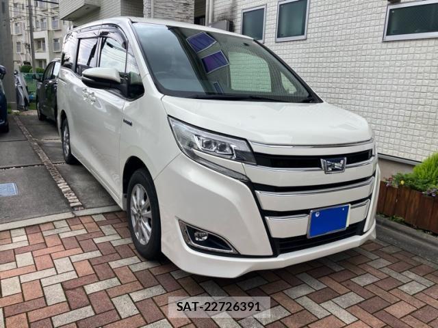 Toyota NOAH HYBRID 2018-09 8100874-1