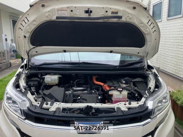 Toyota NOAH HYBRID 2018-09 8100874-25