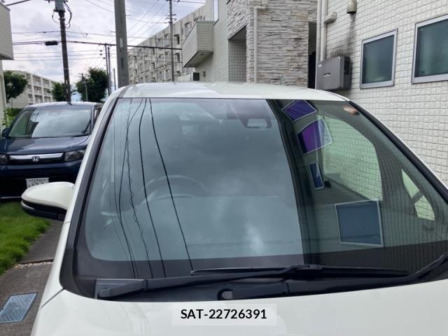 Toyota NOAH HYBRID 2018-09 8100874-2