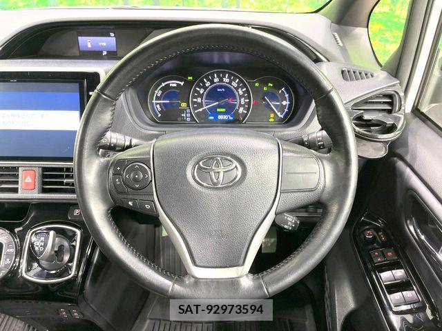Toyota NOAH HYBRID 2019-11 8100870-12