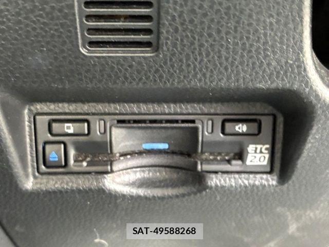 Toyota NOAH HYBRID 2024-07 8100865-23