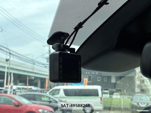 Toyota NOAH HYBRID 2024-07 8100865-25