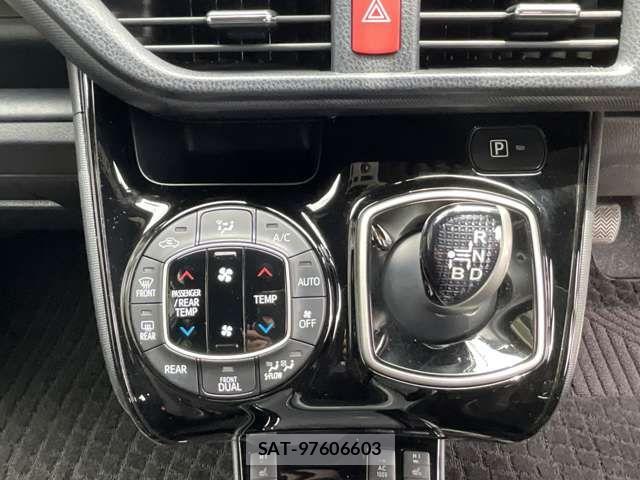 Toyota NOAH HYBRID 2019-06 8100871-15