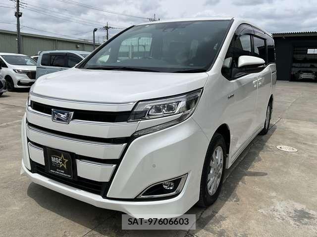 Toyota NOAH HYBRID 2019-06 8100871-2
