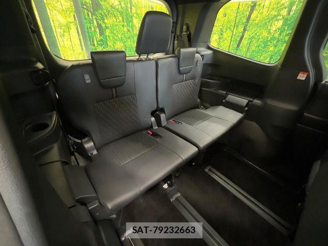 Toyota NOAH HYBRID 2024-12 8100863-9
