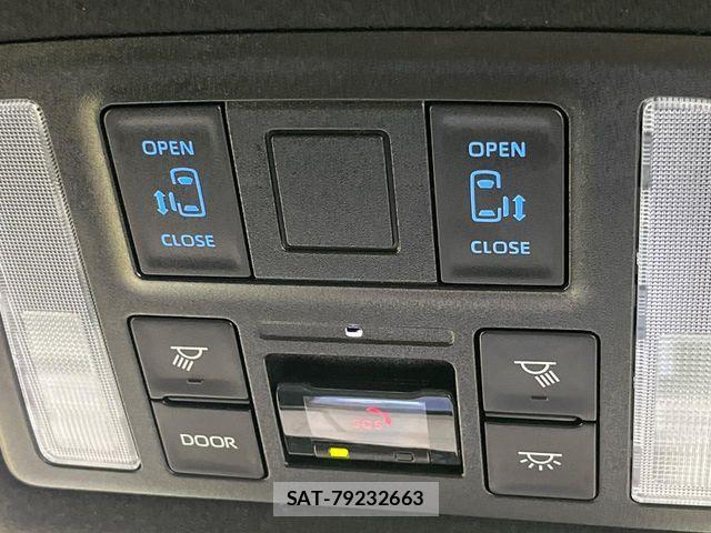 Toyota NOAH HYBRID 2024-12 8100863-4
