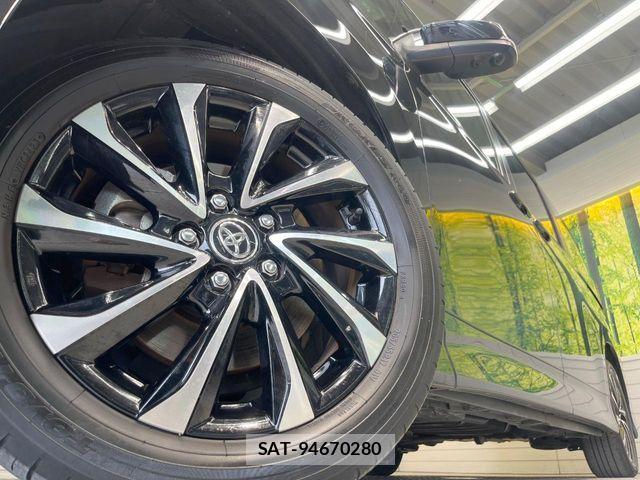 Toyota NOAH HYBRID 2023-08 8131648-13
