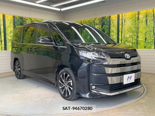 Toyota NOAH HYBRID 2023-08 8131648-16