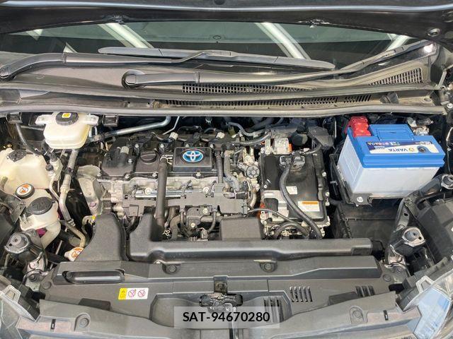 Toyota NOAH HYBRID 2023-08 8131648-17