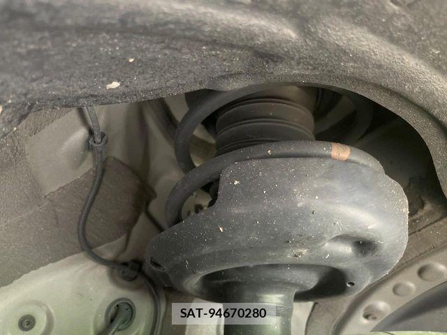 Toyota NOAH HYBRID 2023-08 8131648-19