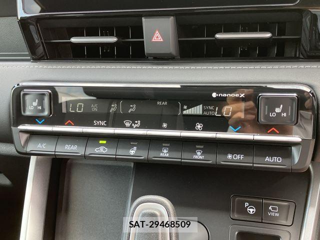 Toyota NOAH HYBRID 2026-06 8131643-28
