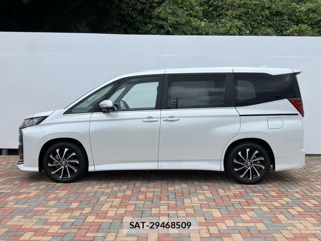 Toyota NOAH HYBRID 2026-06 8131643-6