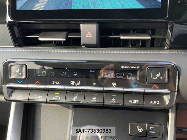 Toyota NOAH HYBRID 2026-06 8131644-25