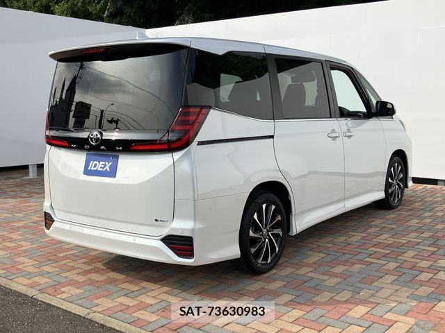 Toyota NOAH HYBRID 2026-06 8131644-2