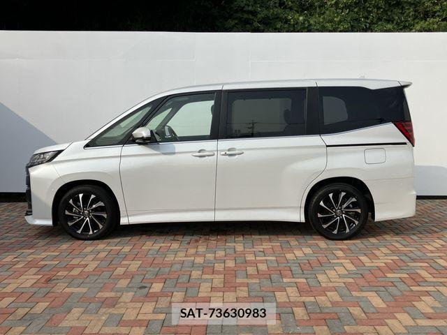 Toyota NOAH HYBRID 2026-06 8131644-6