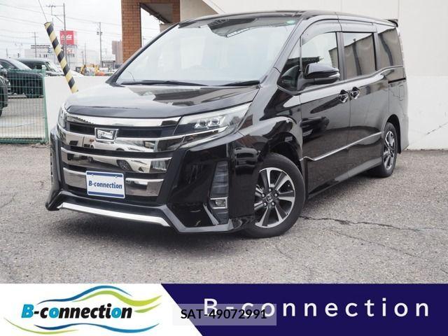 Toyota NOAH HYBRID 2017-09 8131650-0