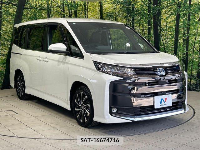 Toyota NOAH HYBRID 2024-09 8131645-12