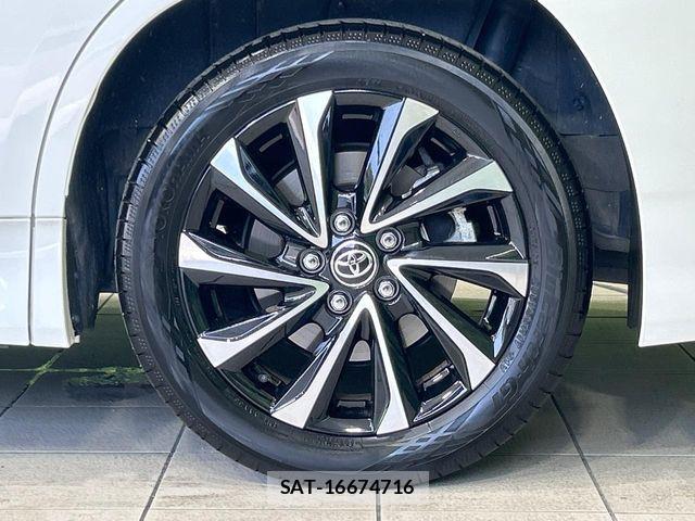Toyota NOAH HYBRID 2024-09 8131645-18