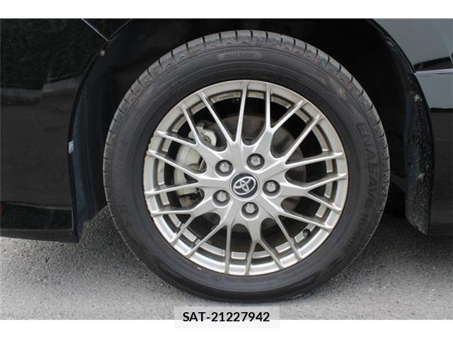 Toyota NOAH HYBRID 2017-08 8146332-27