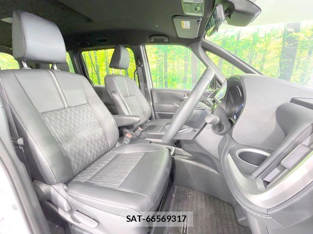 Toyota NOAH HYBRID 2024-07 8146328-7