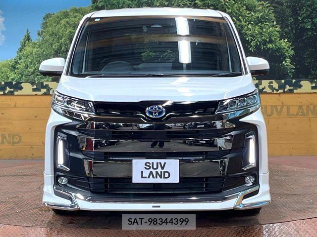 Toyota NOAH HYBRID 2024-04 8146324-16