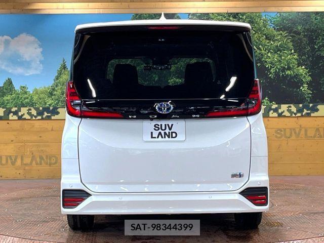 Toyota NOAH HYBRID 2024-04 8146324-17