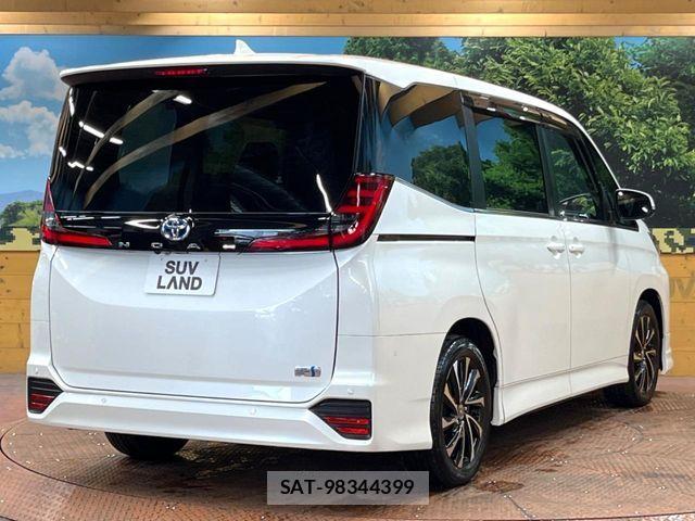 Toyota NOAH HYBRID 2024-04 8146324-19