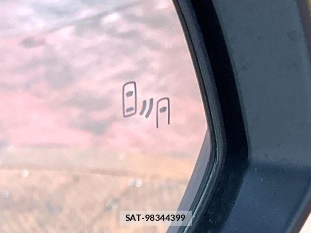 Toyota NOAH HYBRID 2024-04 8146324-8