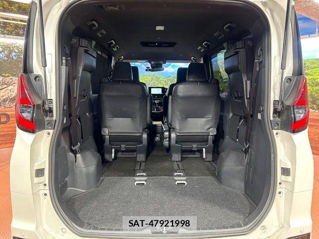 Toyota NOAH HYBRID 2024-07 8146330-10