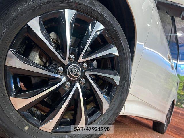 Toyota NOAH HYBRID 2024-07 8146330-13