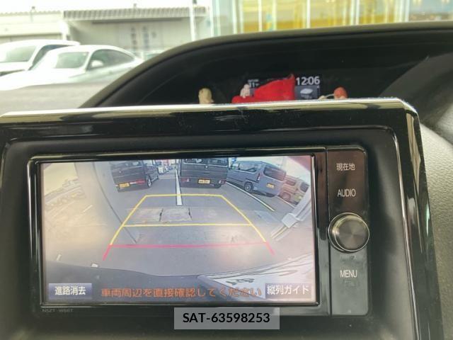 Toyota NOAH HYBRID 2017-09 8158920-20
