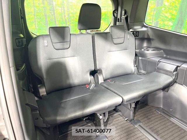 Toyota NOAH HYBRID 2026-06 8158918-9