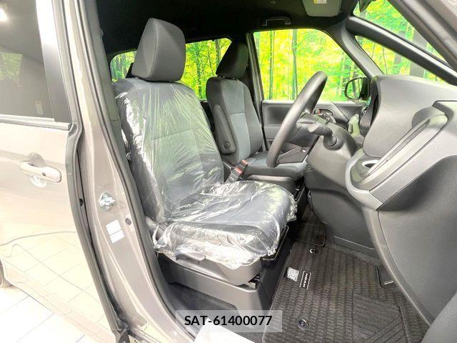 Toyota NOAH HYBRID 2026-06 8158918-7