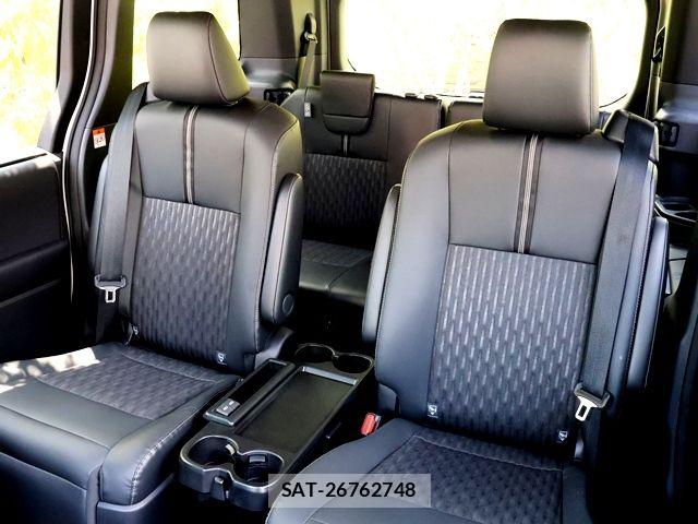 Toyota NOAH HYBRID 2022-07 8158919-28