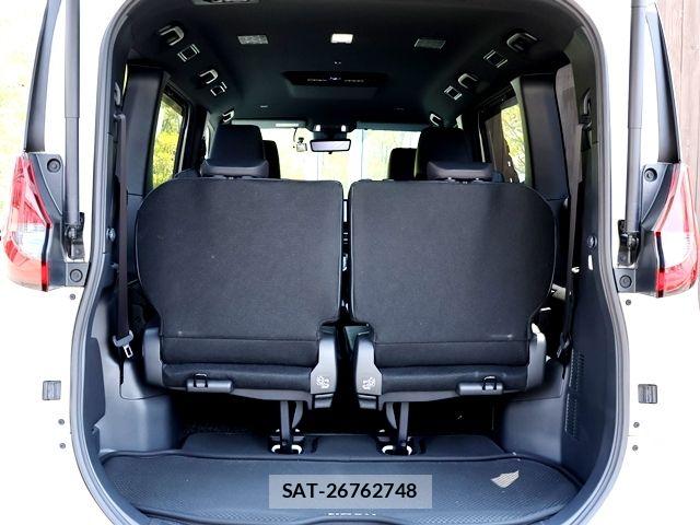 Toyota NOAH HYBRID 2022-07 8158919-29