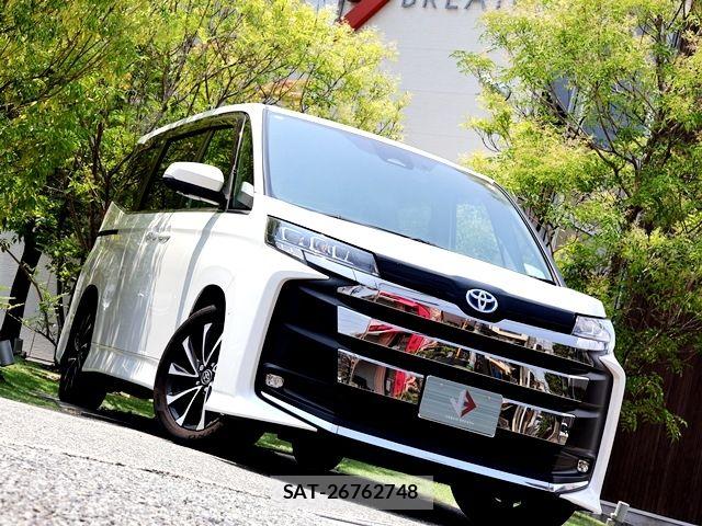 Toyota NOAH HYBRID 2022-07 8158919-3