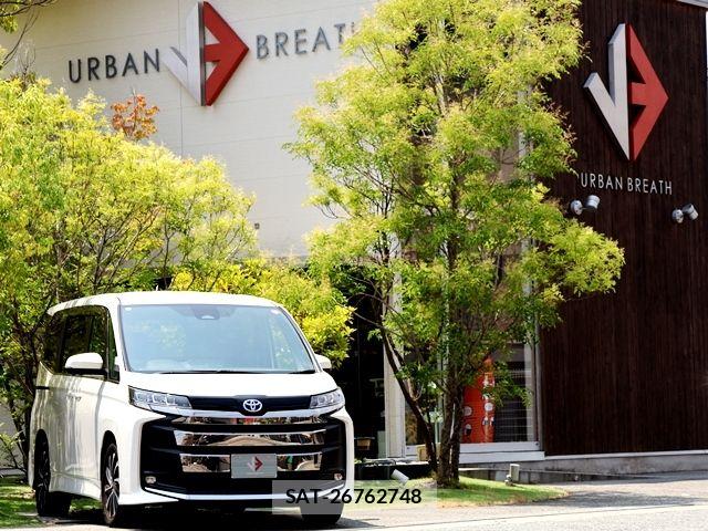 Toyota NOAH HYBRID 2022-07 8158919-6