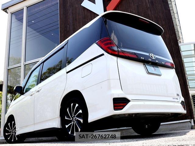 Toyota NOAH HYBRID 2022-07 8158919-8