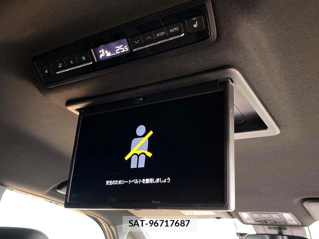 Toyota NOAH HYBRID 2025-08 8209181-4