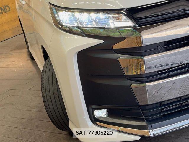Toyota NOAH HYBRID 2023-01 8209191-12