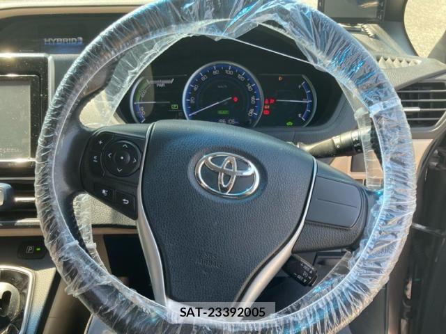 Toyota NOAH HYBRID 2014-06 8209208-17