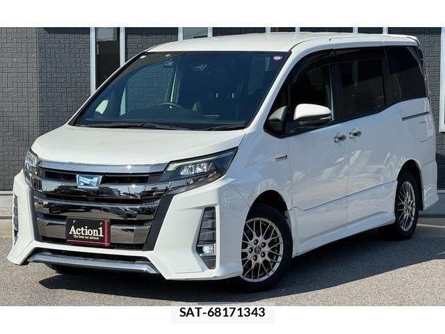 Toyota NOAH HYBRID 2018-10 8209198-0