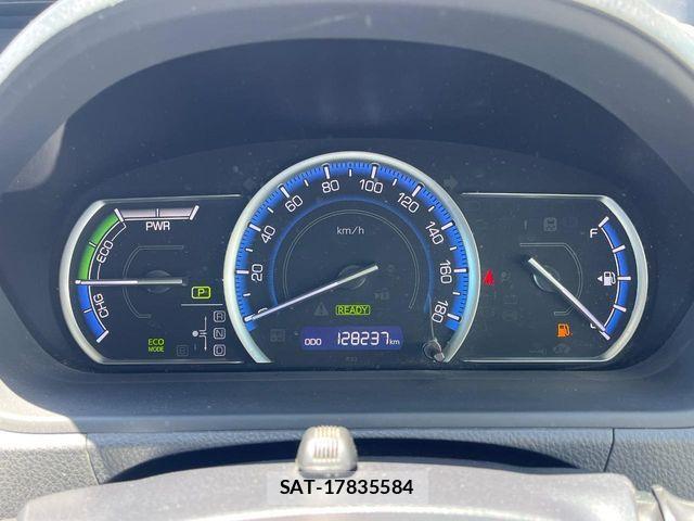 Toyota NOAH HYBRID 2016-01 8209202-10