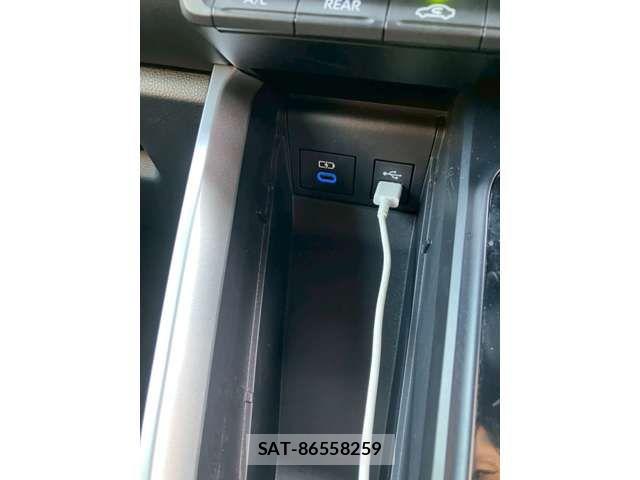 Toyota NOAH HYBRID 2024-07 8209192-11