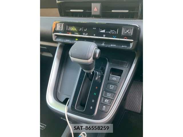 Toyota NOAH HYBRID 2024-07 8209192-12