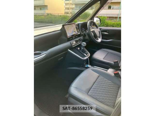 Toyota NOAH HYBRID 2024-07 8209192-5