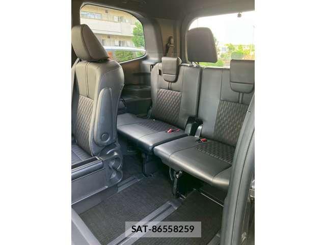 Toyota NOAH HYBRID 2024-07 8209192-7