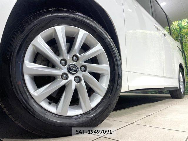 Toyota NOAH HYBRID 2022-10 8209190-13