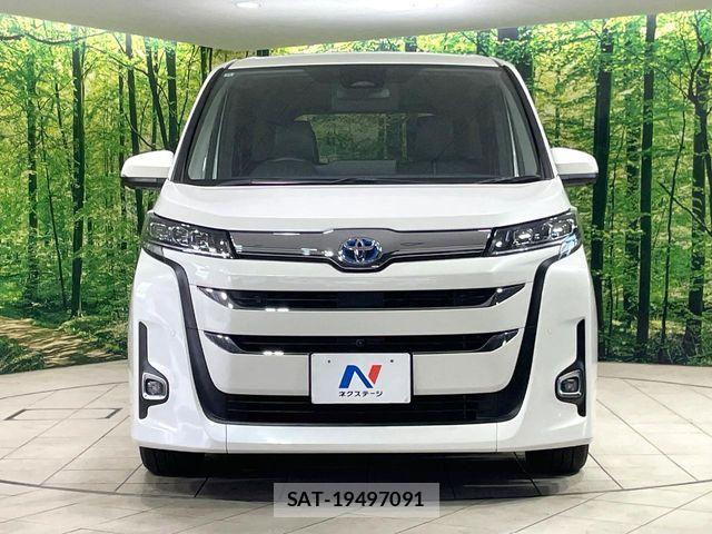 Toyota NOAH HYBRID 2022-10 8209190-14